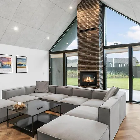 Lk2022-lokken-junivej-11 Holiday home